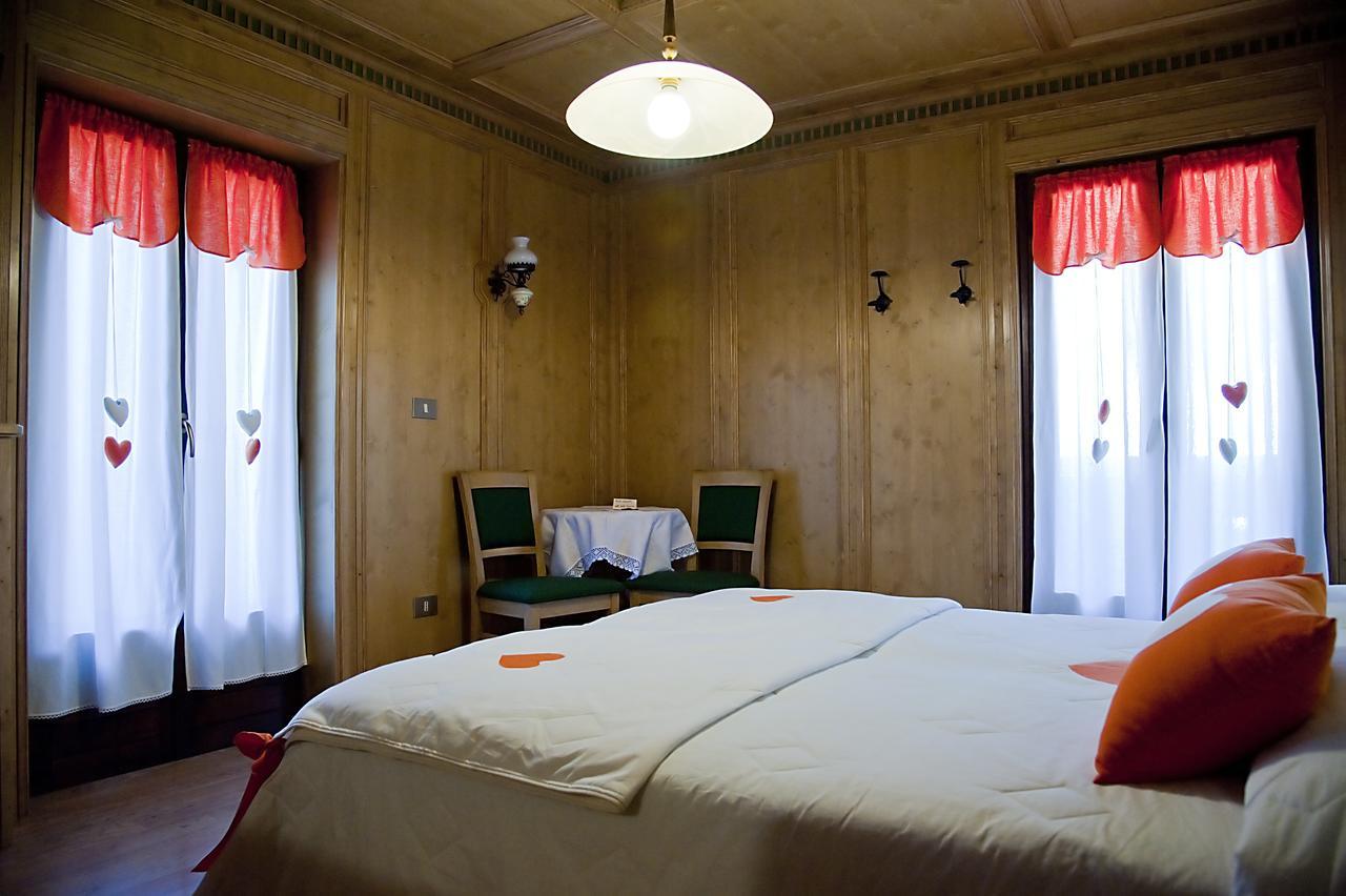 Albergo Venezia Sappada Rom bilde